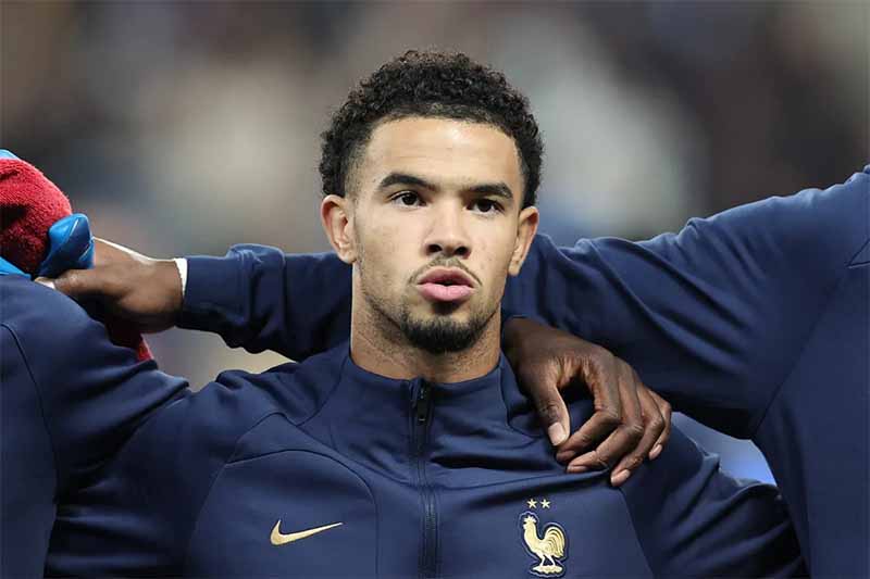 Warren Zaïre-Emery trong màu áo PSG